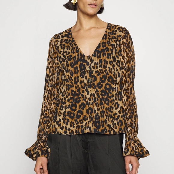 MILLY leopard print blouse size large - Picture 1 of 11